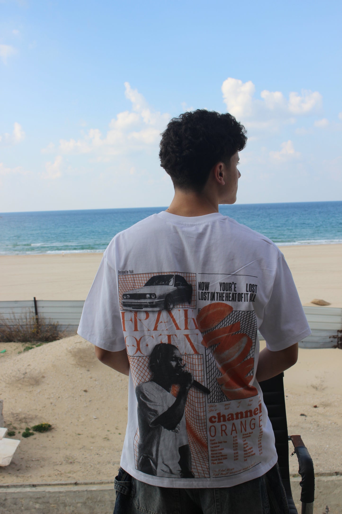 'חולצת צ'אנל אורנג